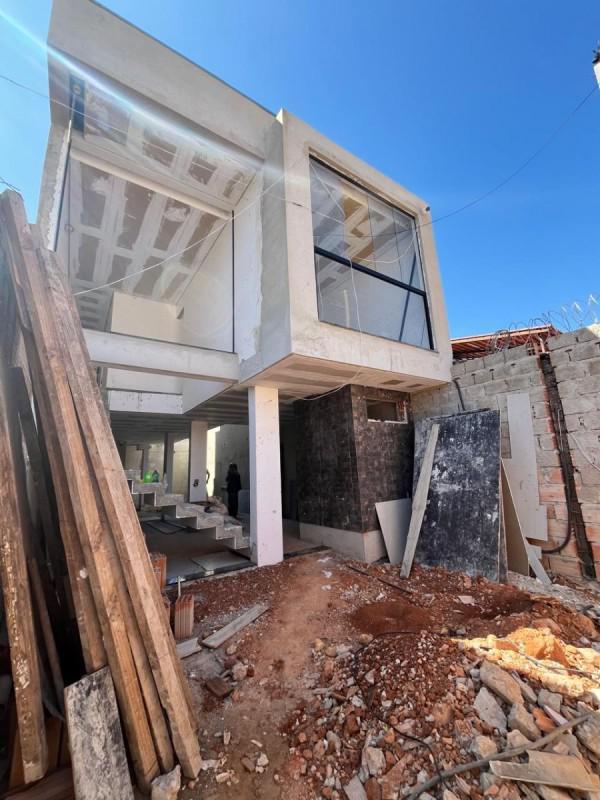 Casa, São Pedro, 3 Quartos, 2 Vagas, 1 Suíte