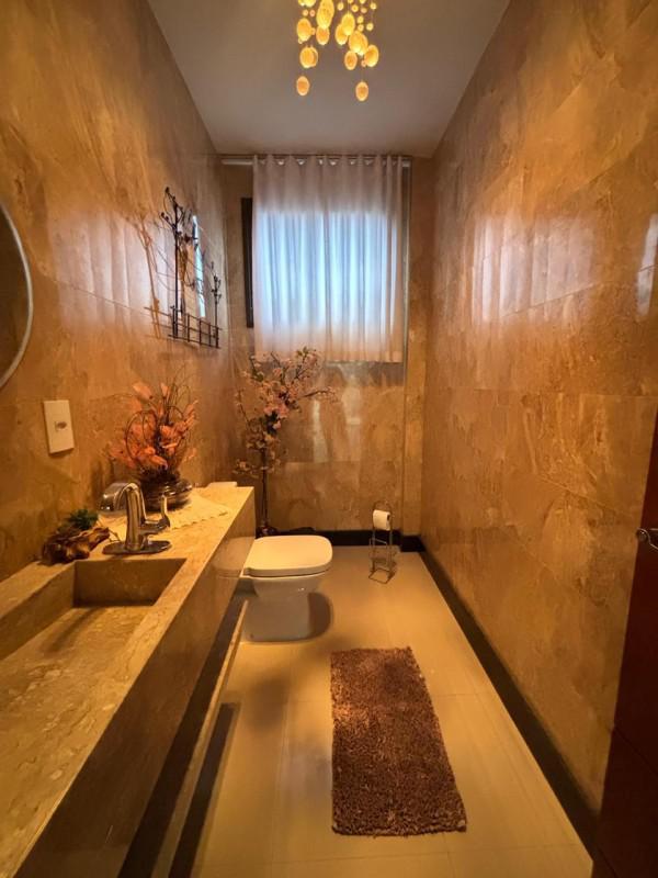 Casa, Alphaville - Lagoa dos Ingleses, 7 Quartos, 8 Vagas, 7 Suítes