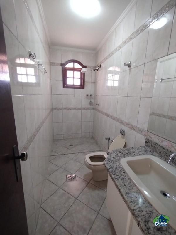 Casa, Cachoeirinha, 3 Quartos, 2 Vagas, 1 Suíte
