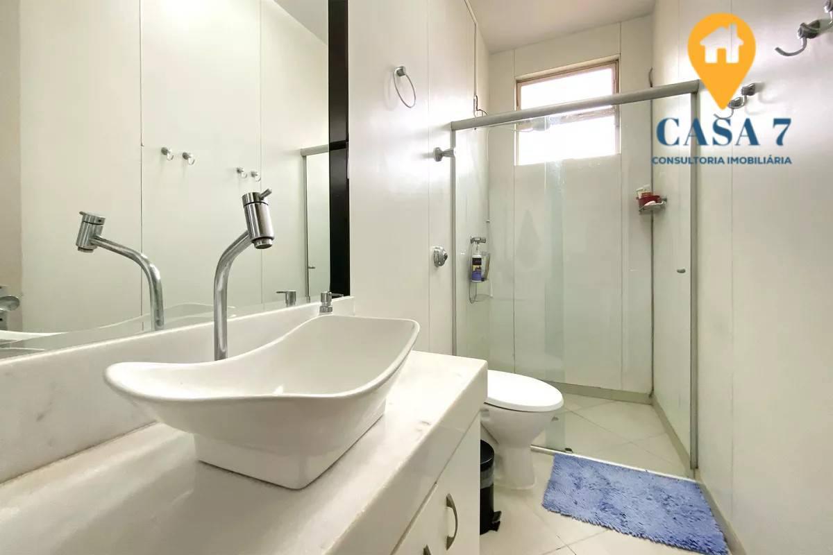 Apartamento, Centro, 2 Quartos, 0 Vaga