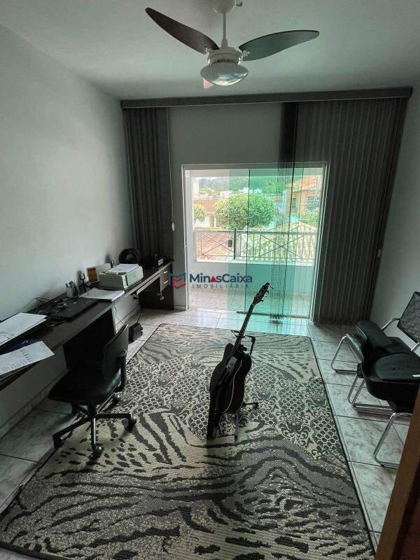 Casa, Giovanini, 4 Quartos, 3 Vagas, 1 Suíte