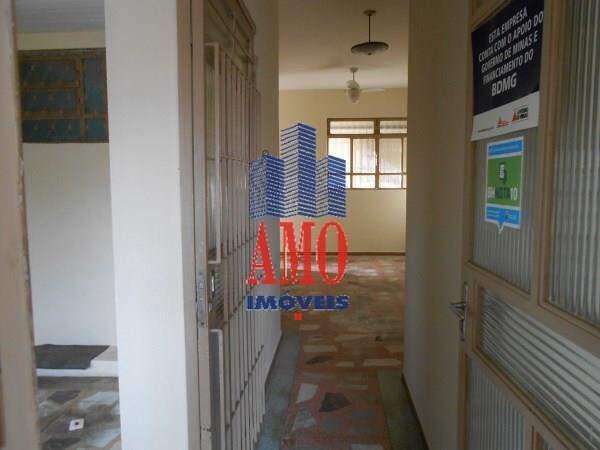 Casa, Caiçaras, 4 Quartos, 5 Vagas, 2 Suítes