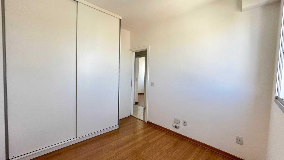 Cobertura, Estoril, 3 Quartos, 4 Vagas, 1 Suíte