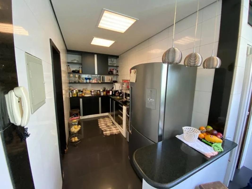 Casa, Planalto, 4 Quartos, 4 Vagas, 2 Suítes