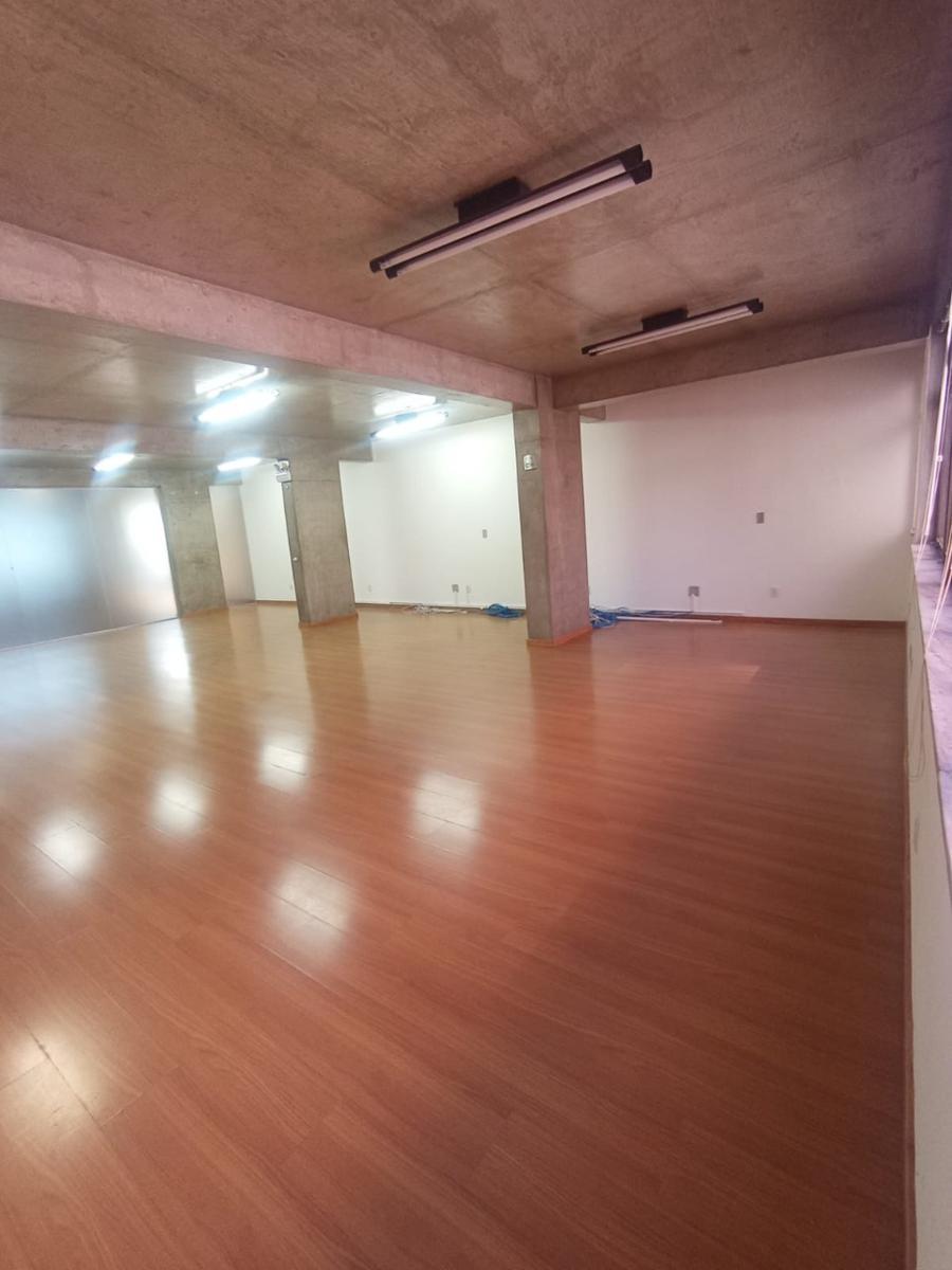 Andar, Centro, 0 Quarto, 0 Vaga