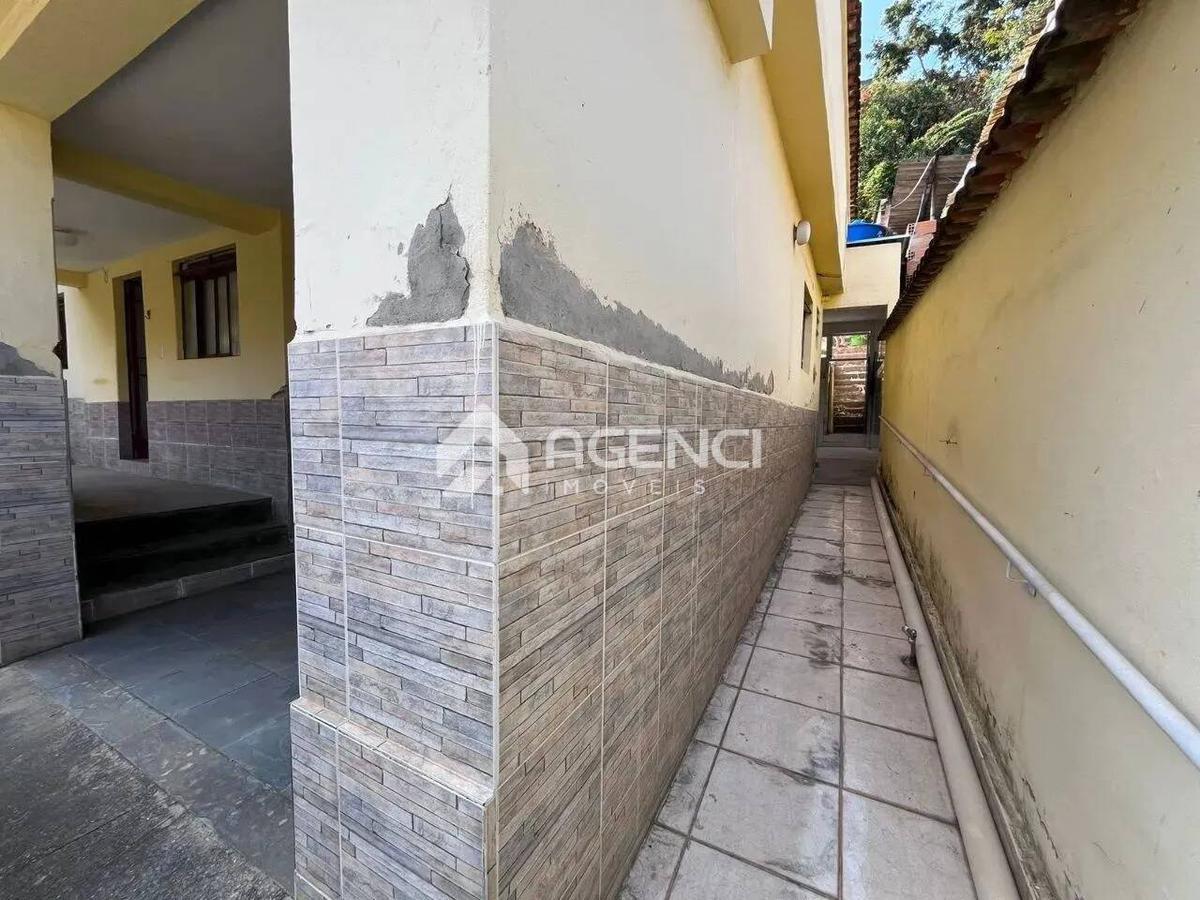 Casa, Camargos, 3 Quartos, 0 Vaga, 0 Suíte