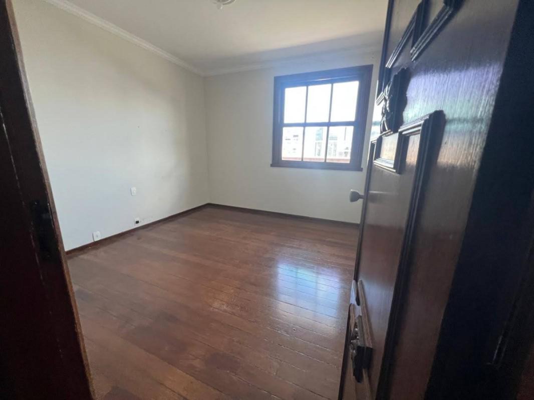 Apartamento, Funcionários, 4 Quartos, 4 Vagas, 1 Suíte
