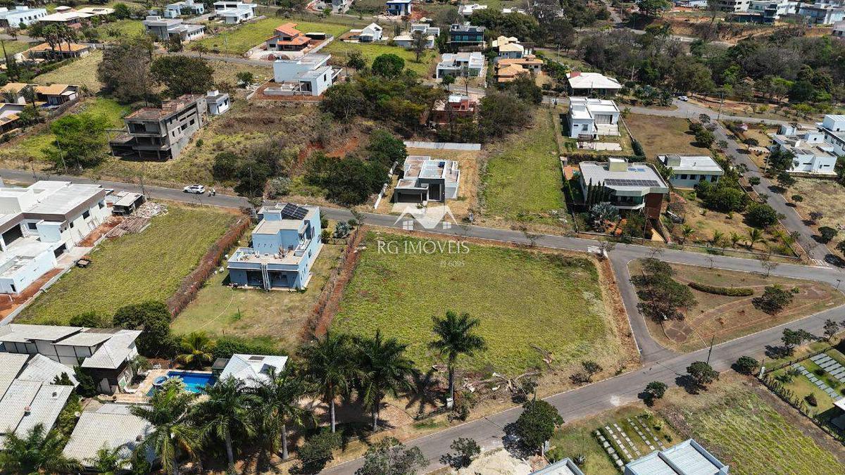 Lote, Condomínio Serra dos Bandeirantes, 0 Quarto, 0 Vaga