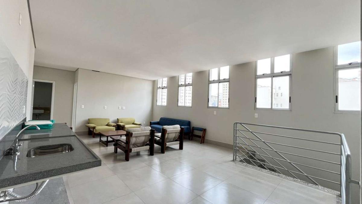 Cobertura, Centro, 2 Quartos, 0 Vaga, 4 Suítes