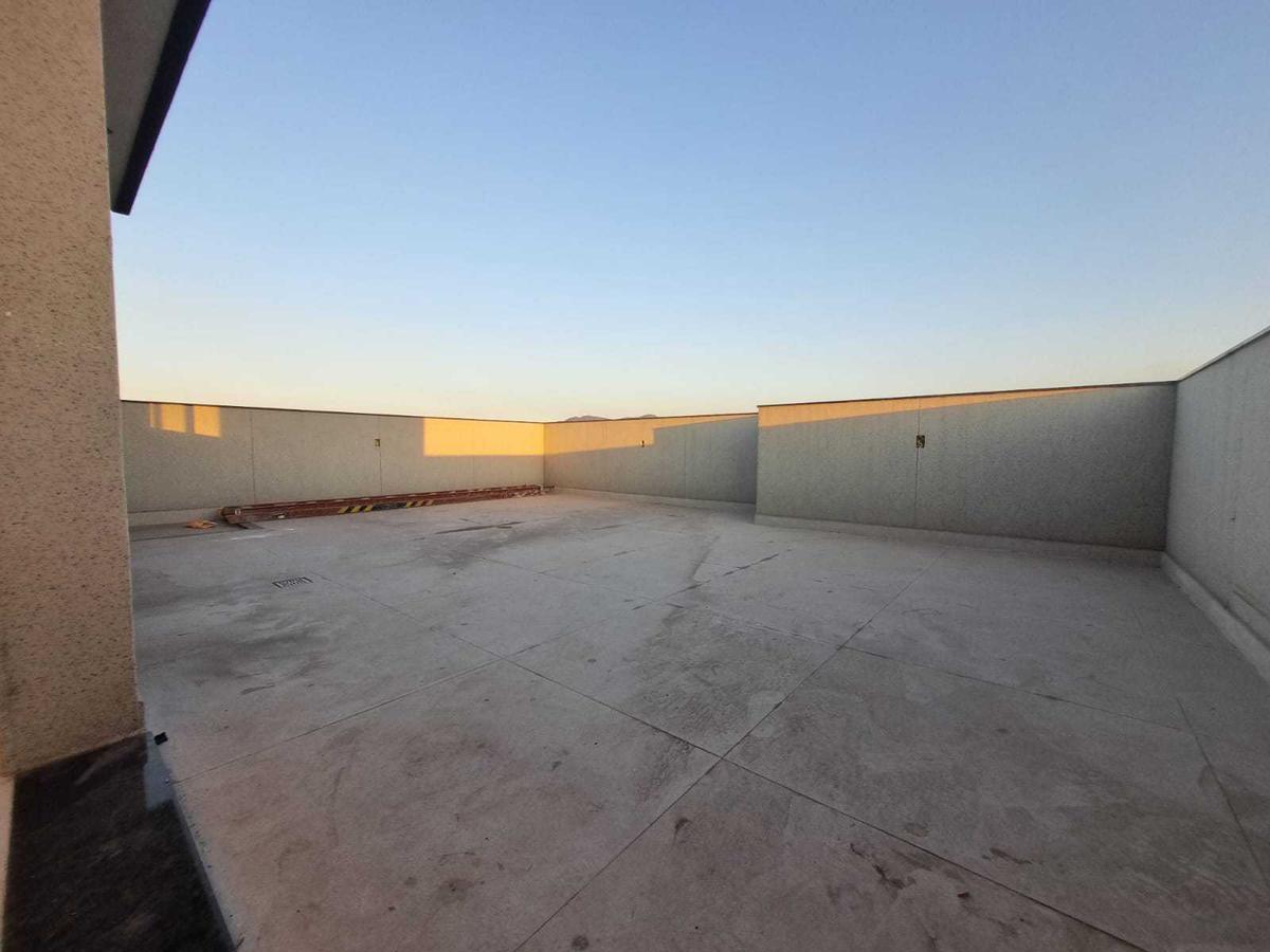 Cobertura, Jardim Industrial, 3 Quartos, 2 Vagas, 1 Suíte