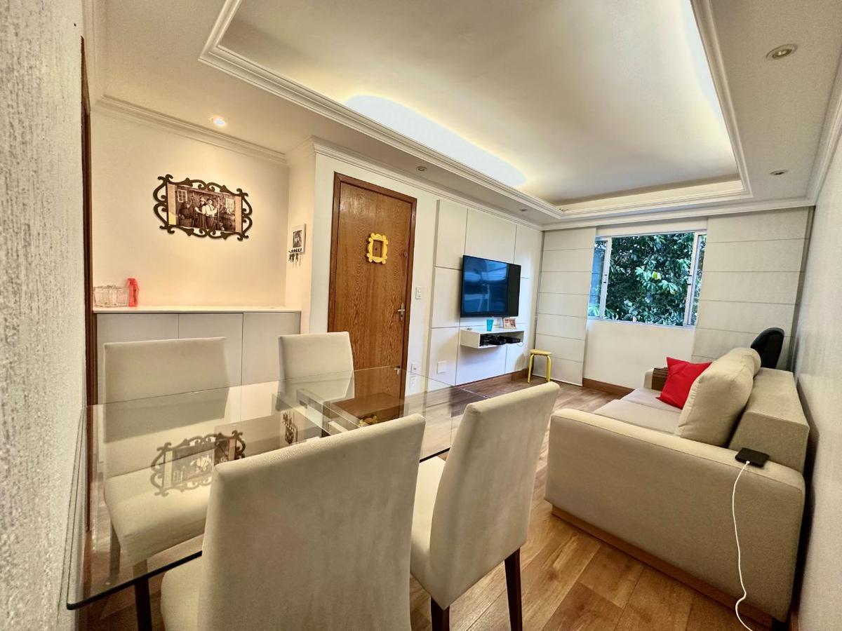 Apartamento, Sagrada Família, 3 Quartos, 2 Vagas, 1 Suíte