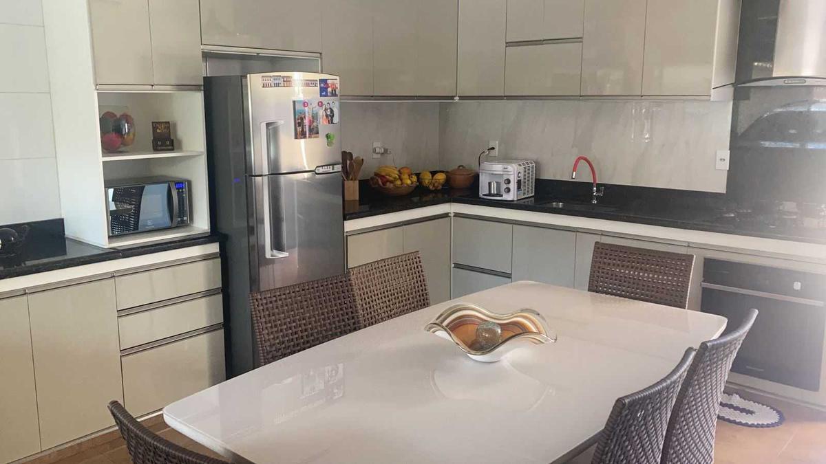 Apartamento, Santa Cruz Industrial, 4 Quartos, 4 Vagas