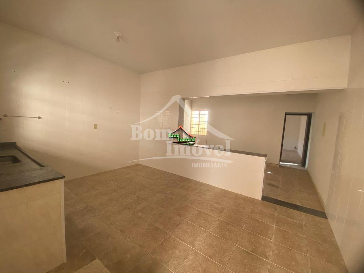 Casa, Centro, 3 Quartos, 3 Vagas