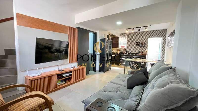 Casa, Castelo, 2 Quartos, 2 Vagas