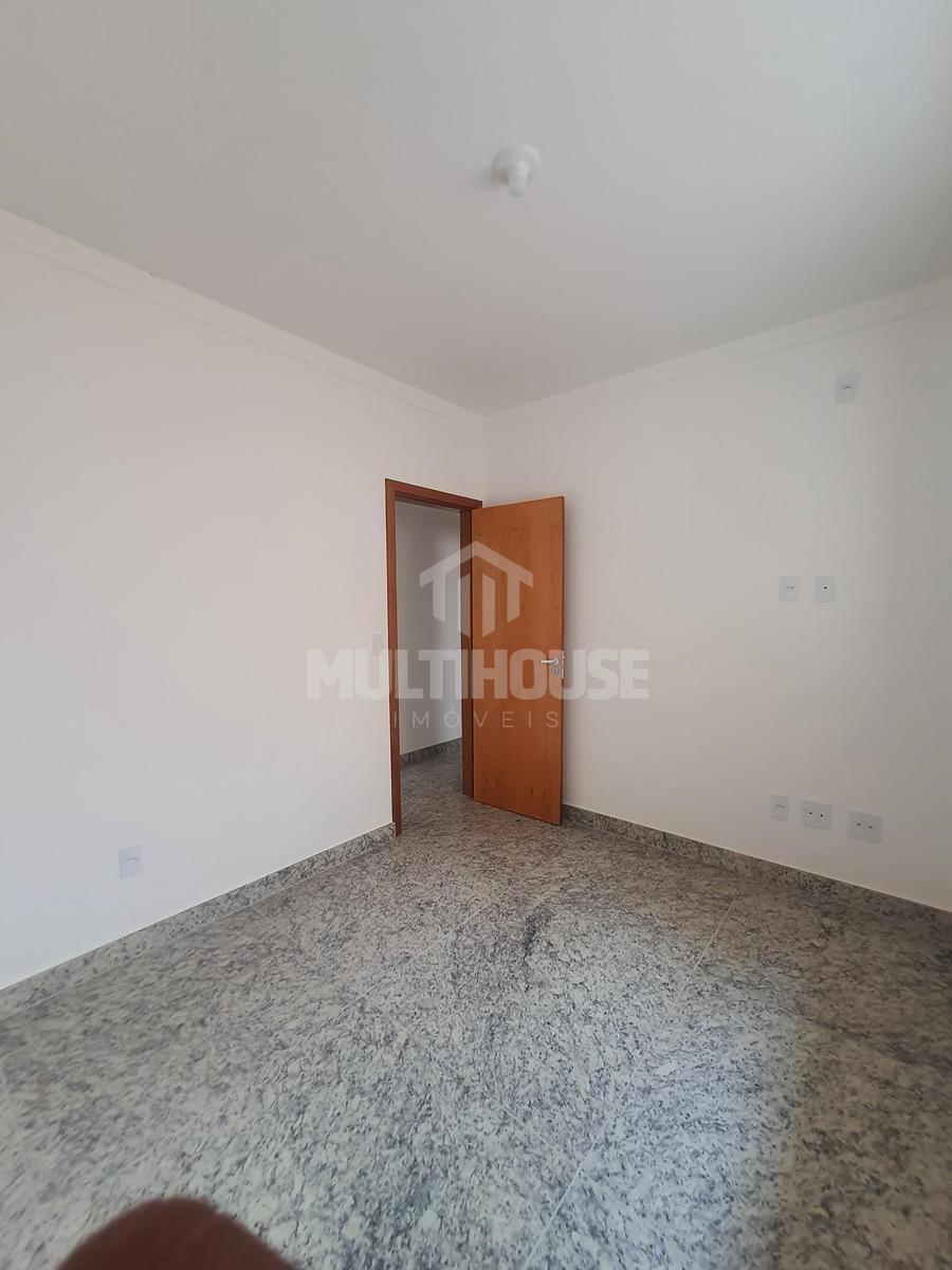 Casa, Santa Mônica, 3 Quartos, 4 Vagas, 1 Suíte
