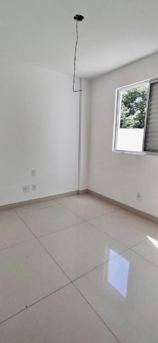 Apartamento, Serrano, 3 Quartos, 2 Vagas, 1 Suíte
