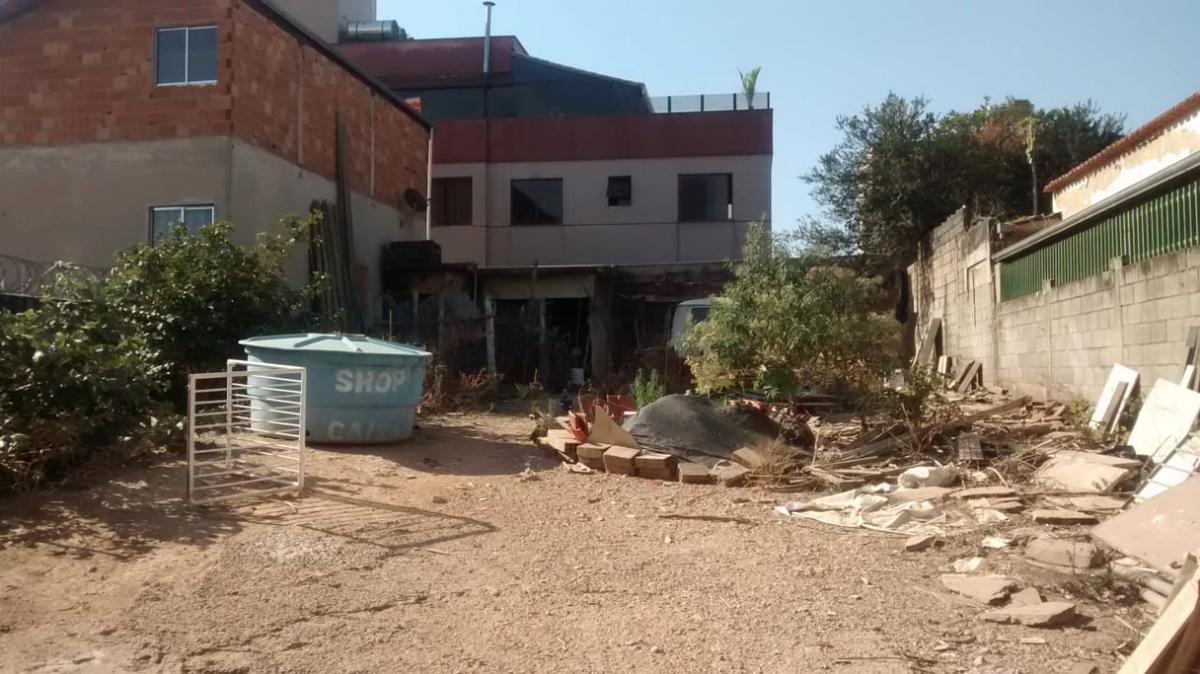 Lote, Padre Eustáquio, 0 Quarto, 0 Vaga