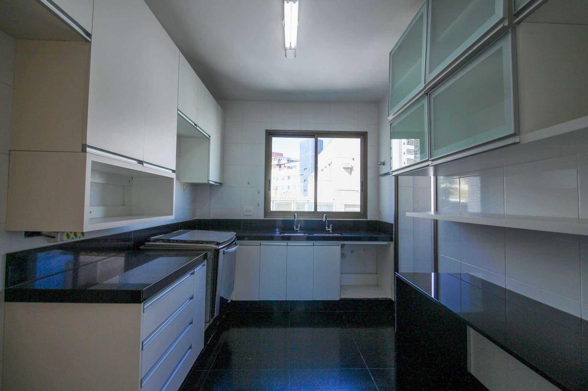 Apartamento, Sion, 4 Quartos, 4 Vagas, 3 Suítes