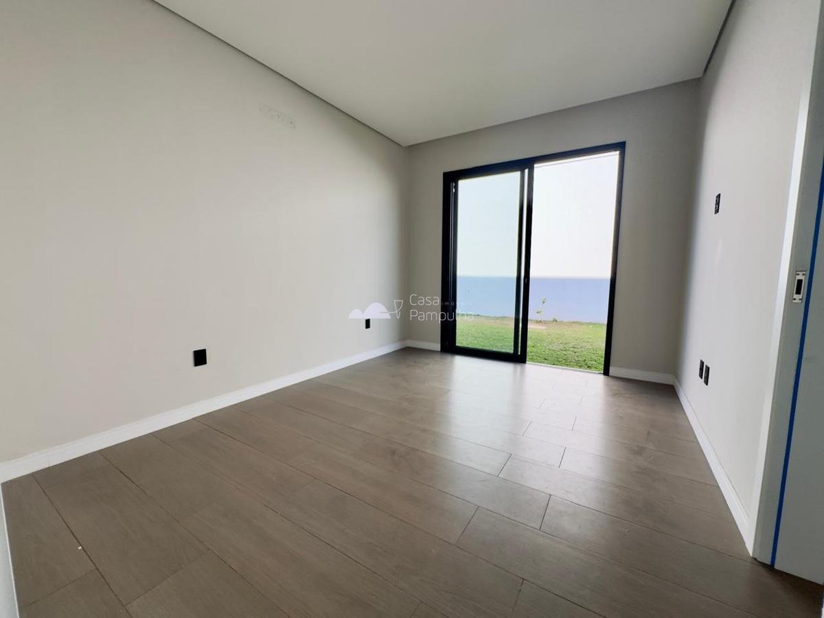 Casa, Trevo, 4 Quartos, 3 Vagas, 3 Suítes