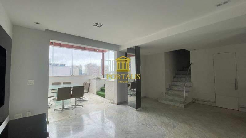 Cobertura, Funcionários, 3 Quartos, 2 Vagas, 1 Suíte