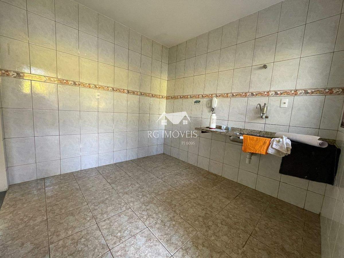 Casa, Milionários, 3 Quartos, 3 Vagas, 1 Suíte