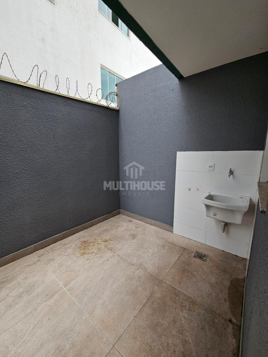 Apartamento, Candelária, 2 Quartos, 2 Vagas, 1 Suíte