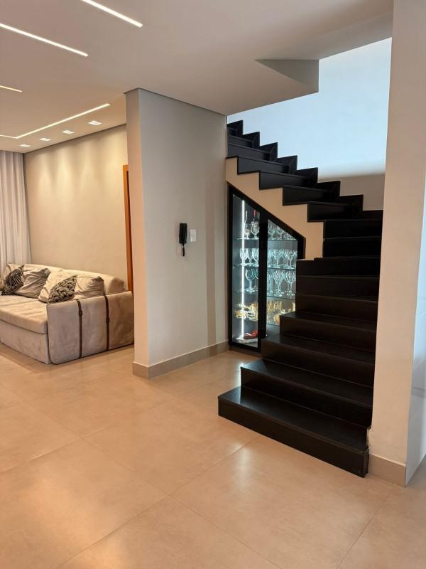 Casa, Betânia, 3 Quartos, 2 Vagas, 1 Suíte