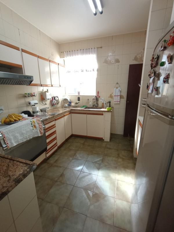 Casa, Luxemburgo, 4 Quartos, 4 Vagas, 1 Suíte