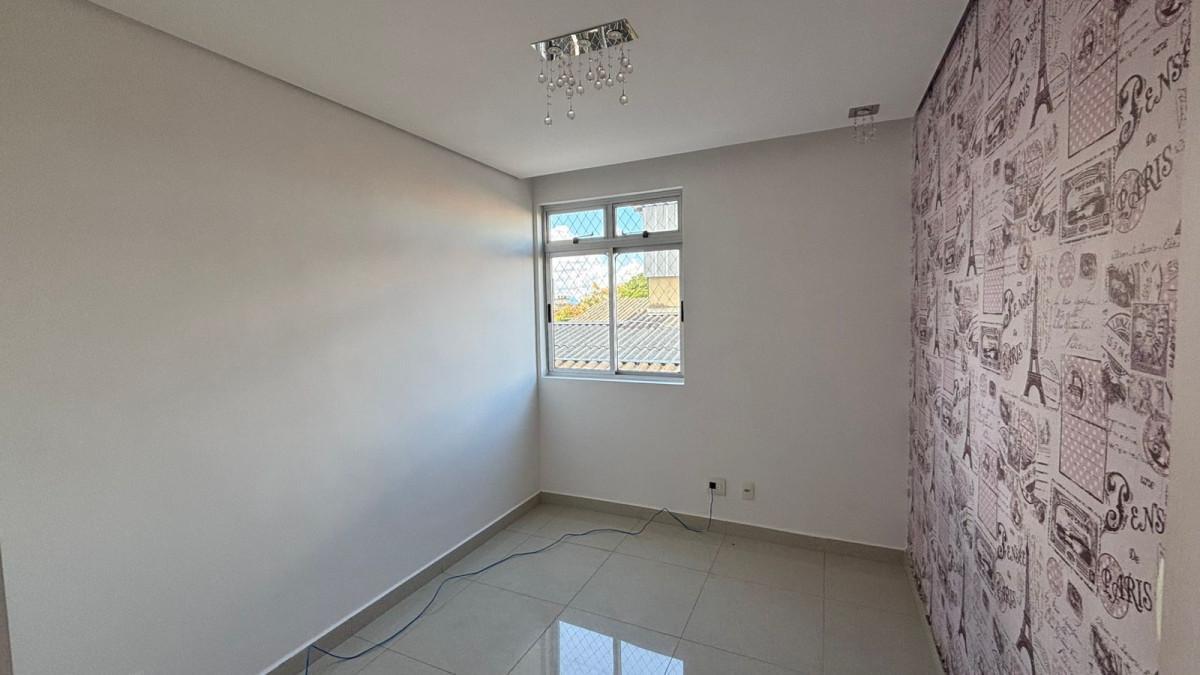Apartamento, Sagrada Família, 3 Quartos, 2 Vagas, 1 Suíte