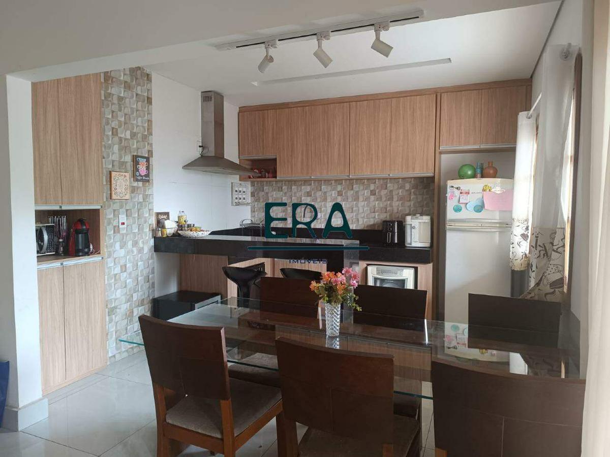 Casa, Jardim América, 3 Quartos, 4 Vagas, 2 Suítes