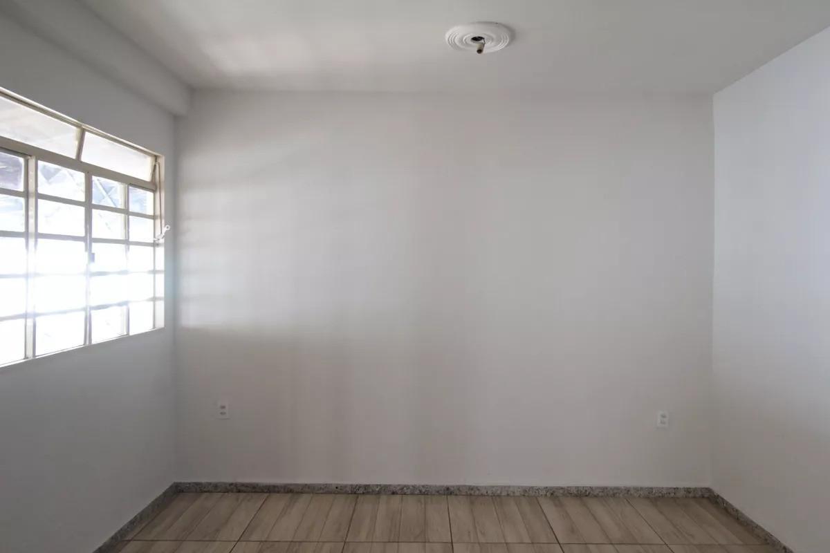 Casa, Santa Mônica, 4 Quartos, 1 Vaga, 1 Suíte