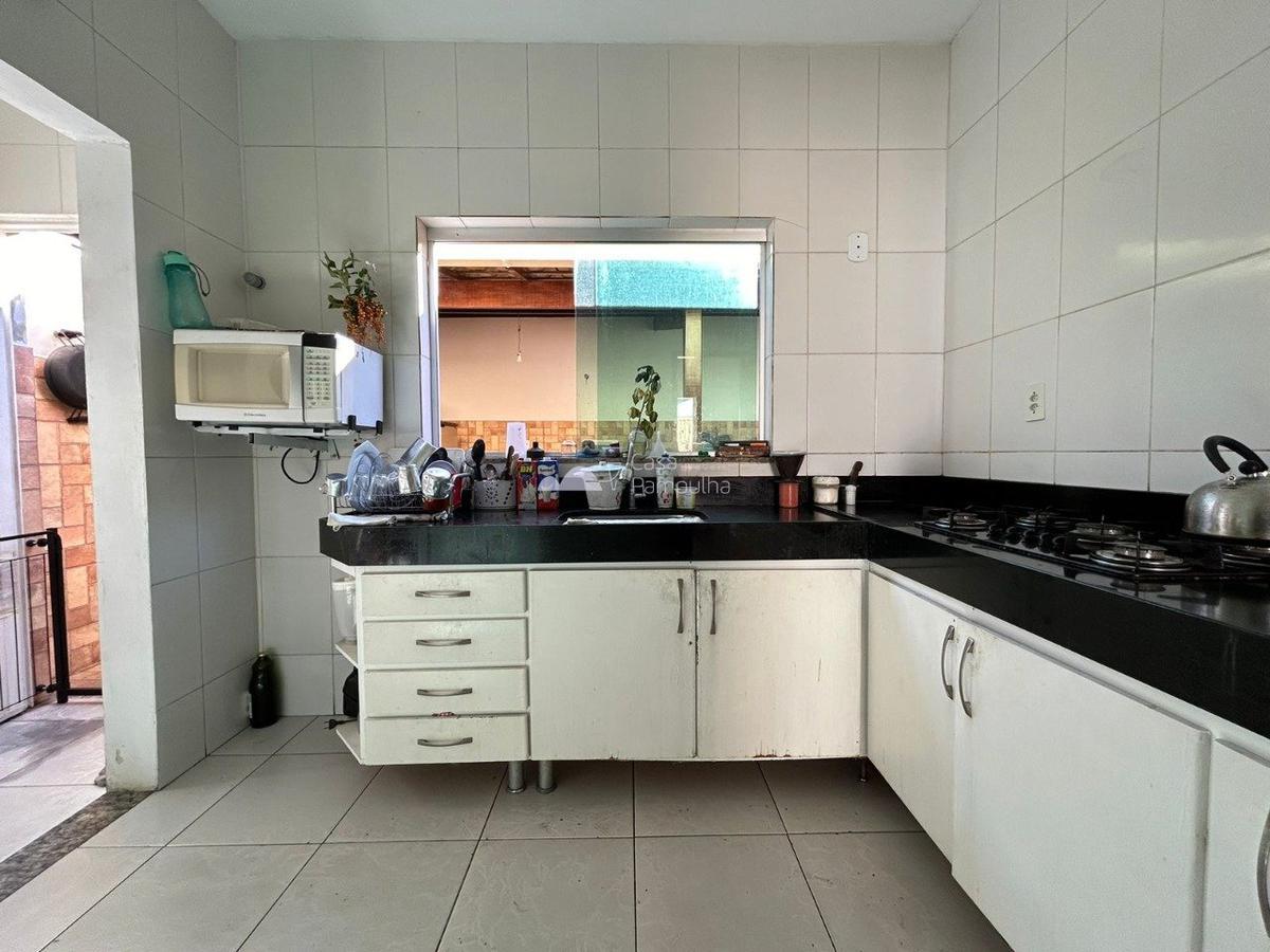 Casa, Santa Amélia, 2 Quartos, 3 Vagas