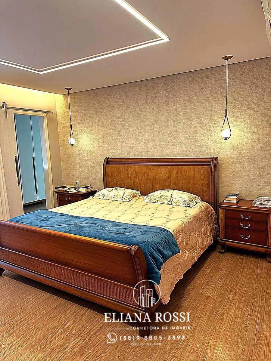 Casa, Vila Verde, 4 Quartos, 8 Vagas, 3 Suítes