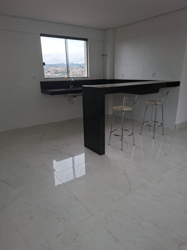 Apartamento, Barreiro, 3 Quartos, 2 Vagas, 1 Suíte