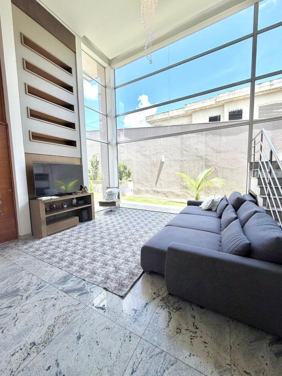 Casa, Trevo, 5 Quartos, 6 Vagas, 2 Suítes