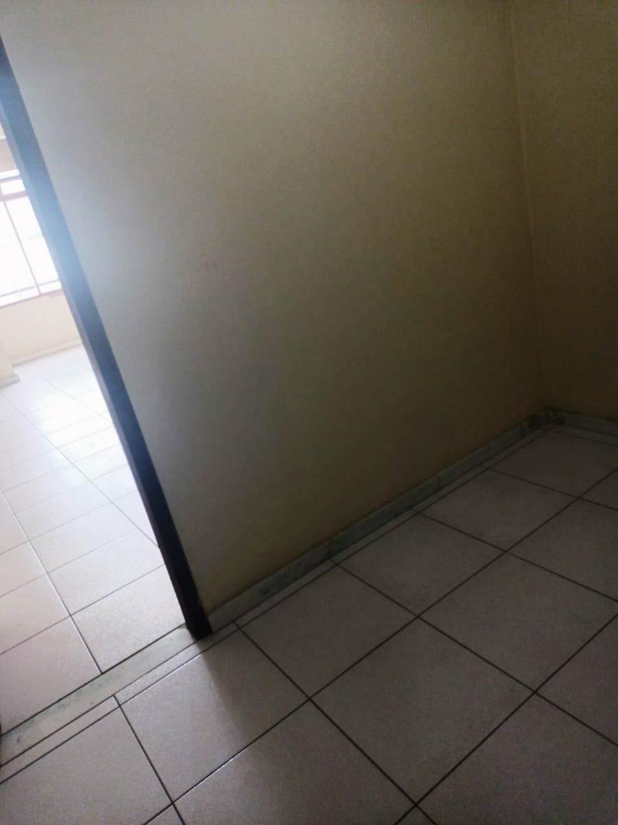 Sala, Barro Preto, 0 Quarto, 0 Vaga