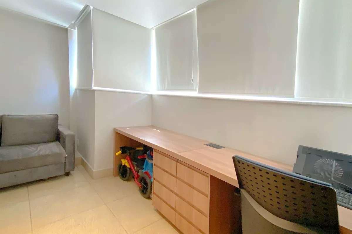 Cobertura, Serra, 3 Quartos, 2 Vagas, 1 Suíte