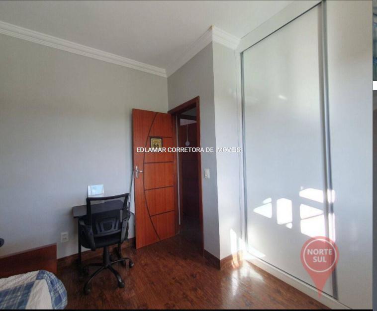 Casa, Tangará, 3 Quartos, 3 Vagas, 1 Suíte