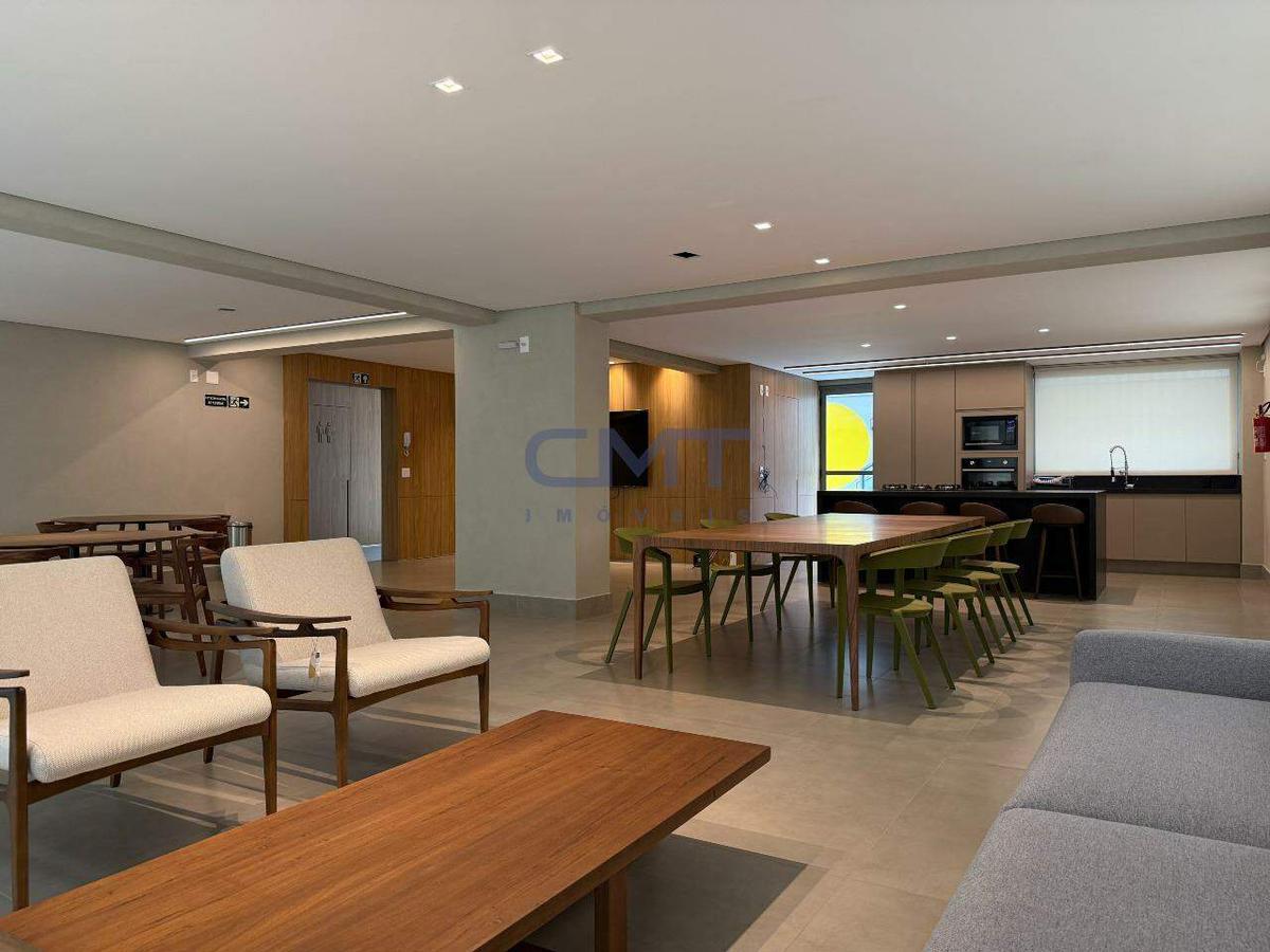 Apartamento, Funcionários, 2 Quartos, 2 Vagas, 1 Suíte
