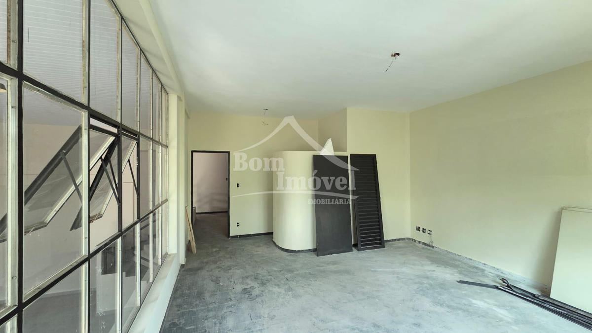 Andar, Centro, 0 Quarto, 0 Vaga