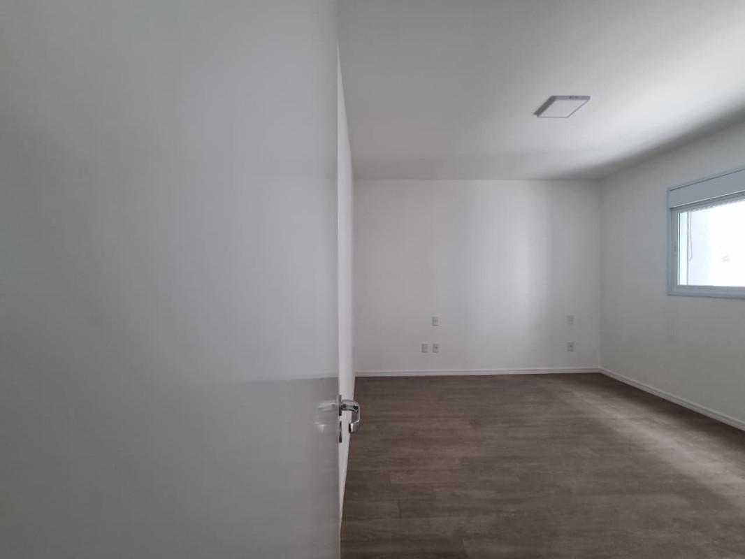 Apartamento, Jardim Riacho das Pedras, 3 Quartos, 4 Vagas, 3 Suítes
