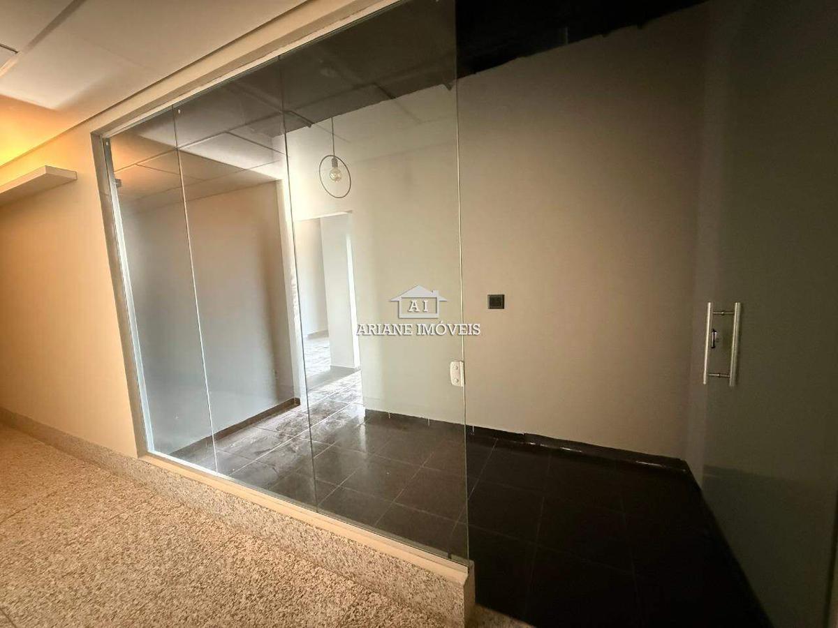 Sala, Estoril, 0 Quarto, 3 Vagas