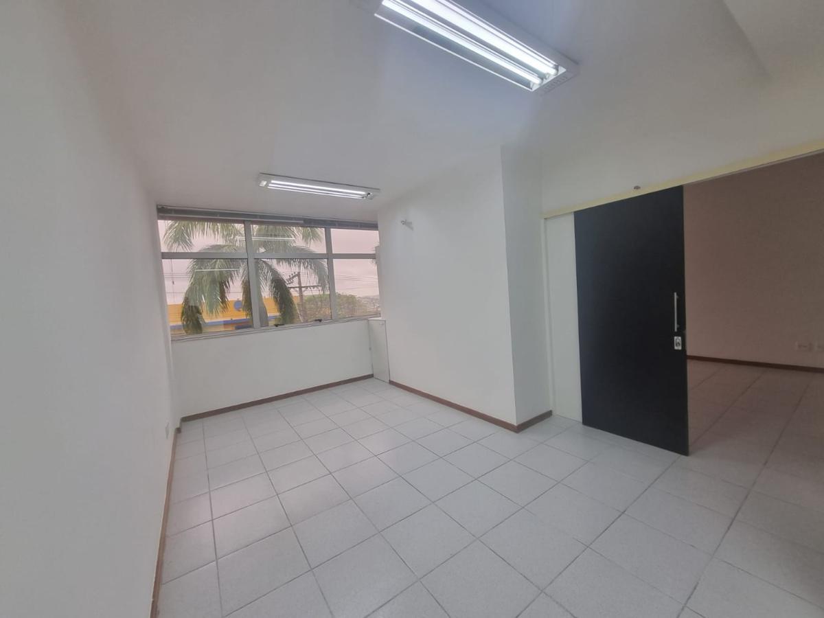 Sala, São Bento, 0 Quarto, 1 Vaga