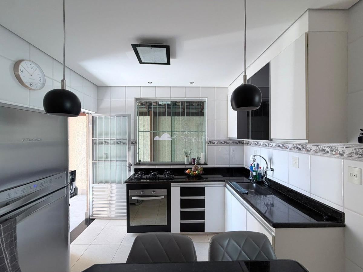 Casa, Santa Mônica, 3 Quartos, 2 Vagas, 1 Suíte