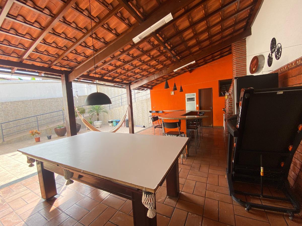 Casa, Colégio Batista, 4 Quartos, 1 Vaga, 1 Suíte