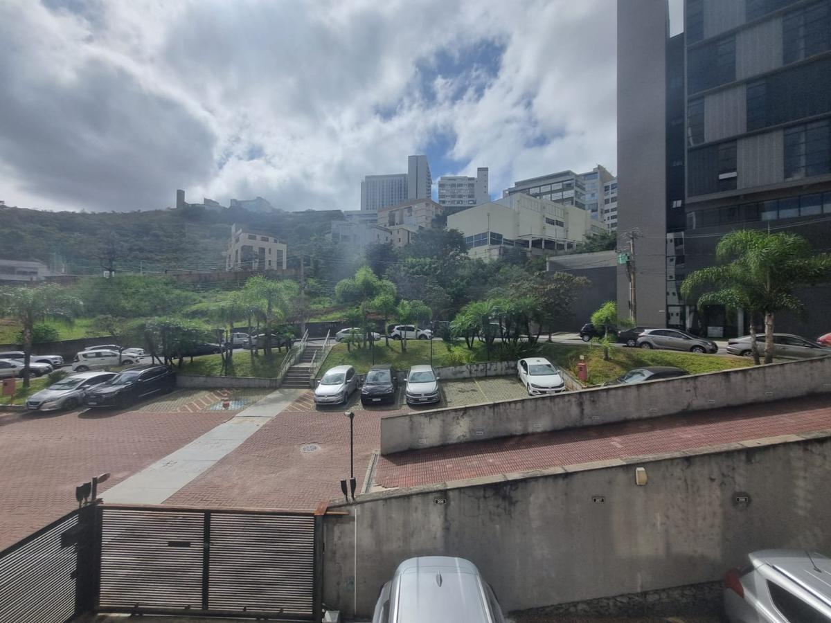 Sala, Estoril, 0 Quarto, 1 Vaga