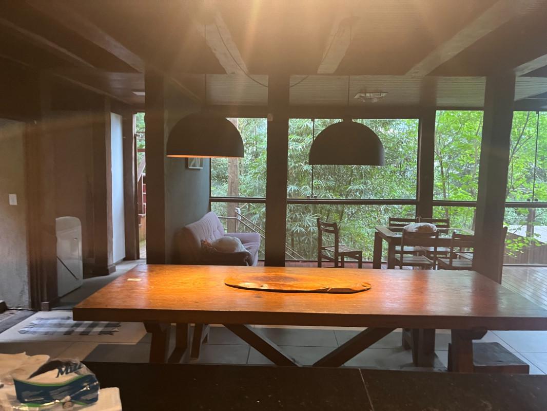Casa, São Sebastião das Águas Claras, 5 Quartos, 6 Vagas, 4 Suítes