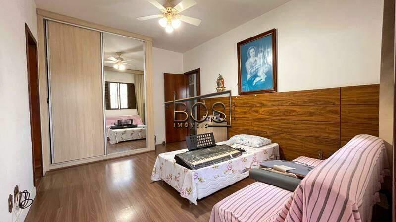 Casa, Santa Lúcia, 4 Quartos, 4 Vagas, 2 Suítes