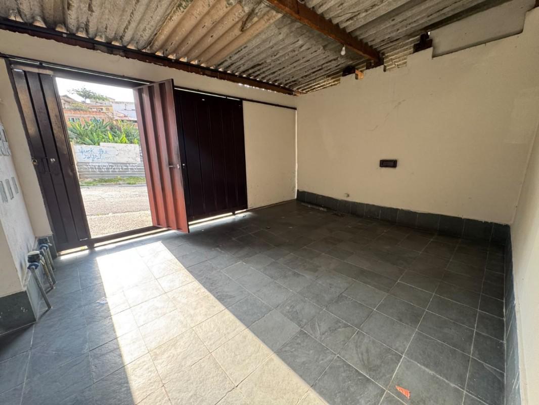 Casa, Concórdia, 2 Quartos, 1 Vaga