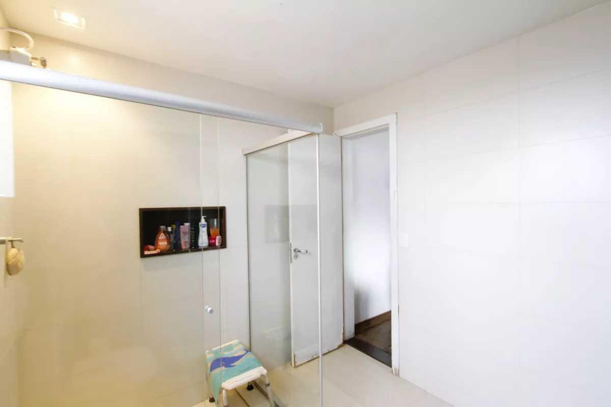 Apartamento, Santa Lúcia, 4 Quartos, 3 Vagas, 1 Suíte